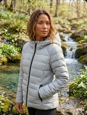 Authentic Lululemon Light Grey Pack It Down Jacket. Down Fill. 19ptp